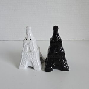 Eiffel Tower Salt & Pepper Shakers